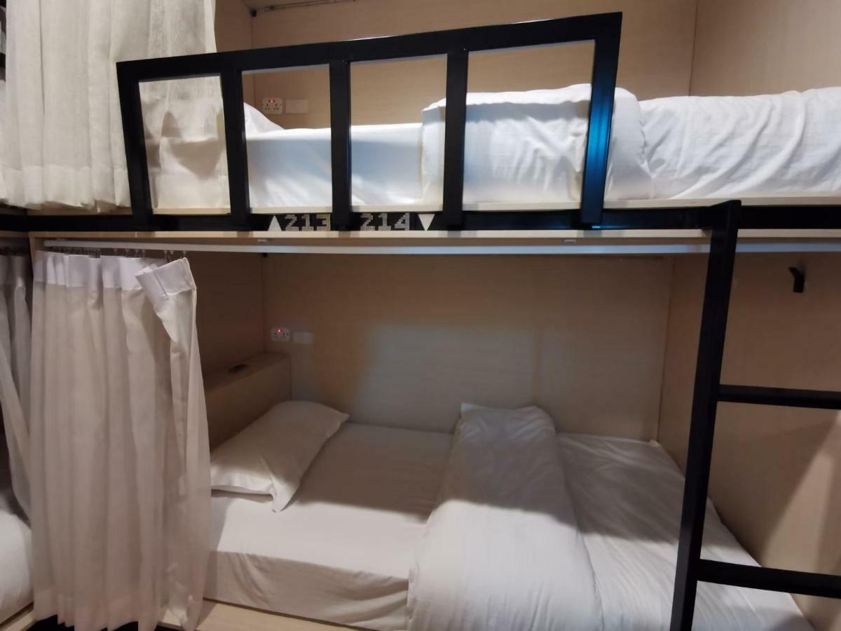 Bed To Bangkok Hostel Ngoại thất bức ảnh